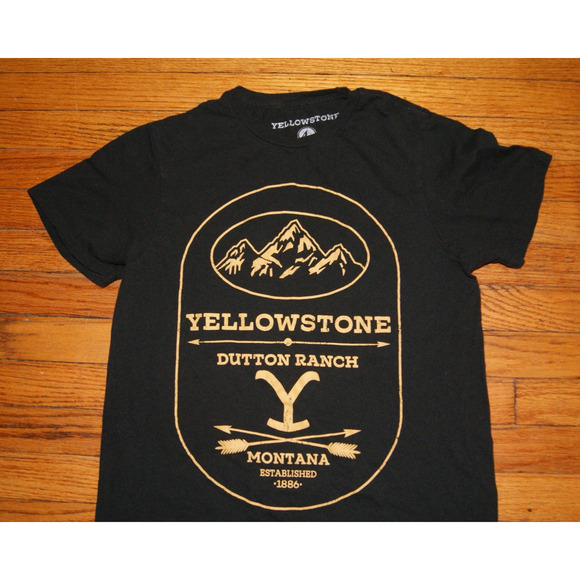 Yellowstone Dutton Ranch Montana 1886 Black TShirt Size Small - Picture 1 of 6
